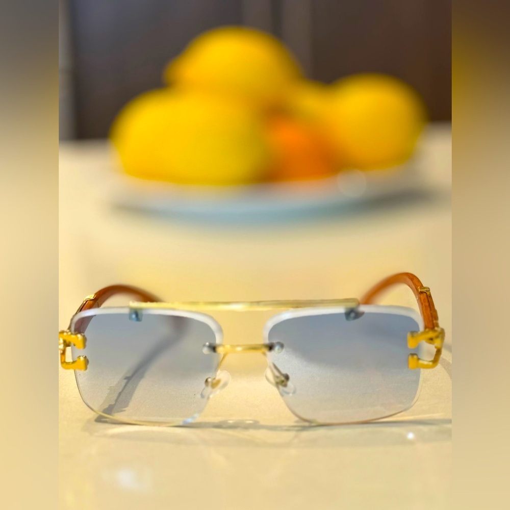 Stylish Gold and Blue Rimless Sunglasses